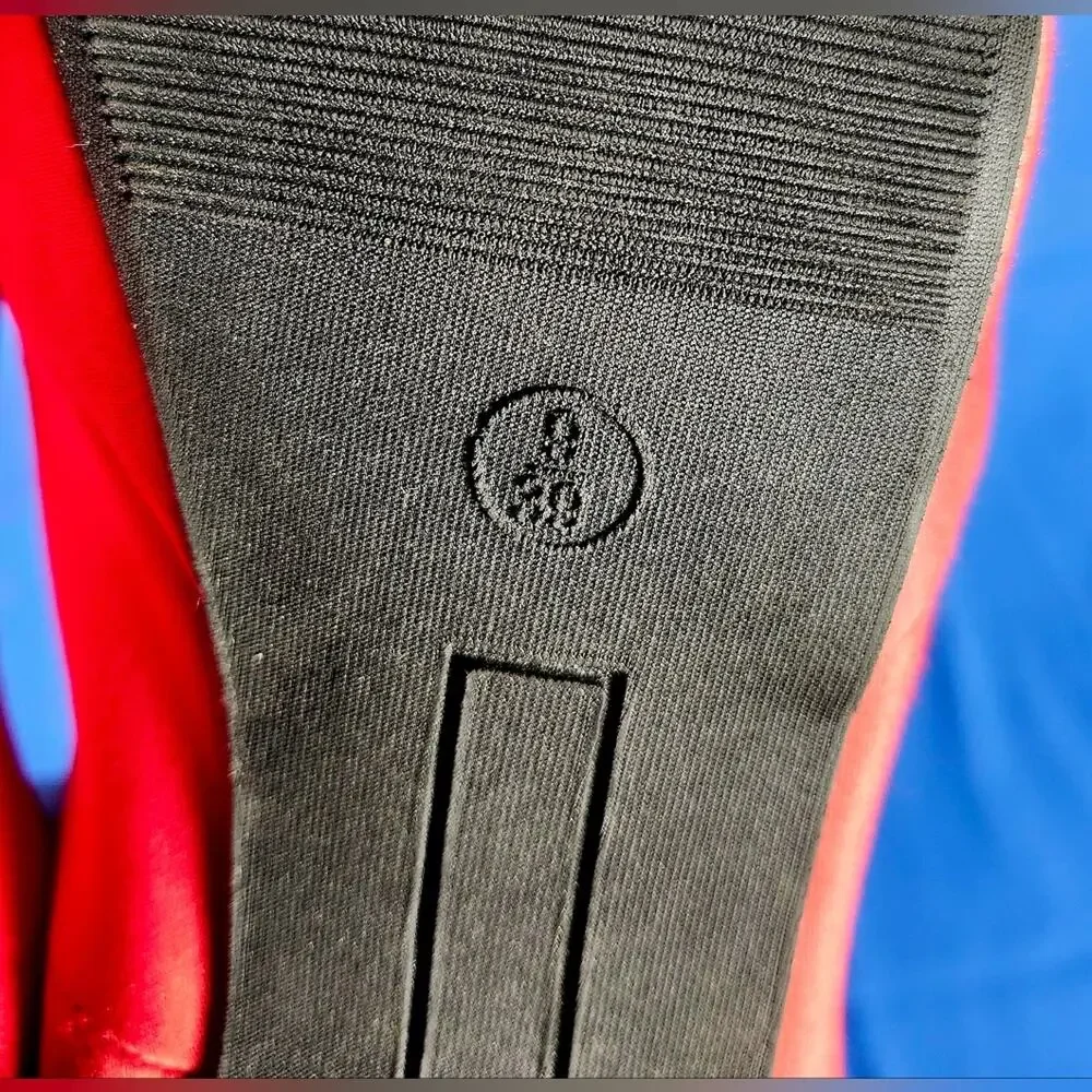 Source Unknown red platform